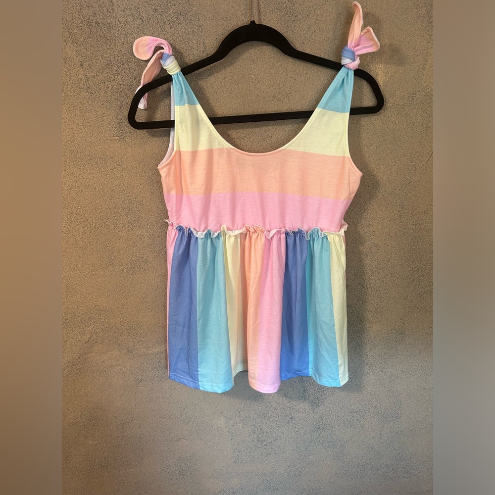 Flowy rainbow summery sleeveless top size XL